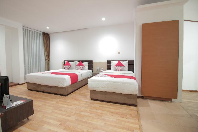 Oyo 229 Hi Quality Hotel